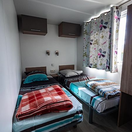 Camping Ecovillage Soleil Du Pibeste アゴ・ヴィダロ エクステリア 写真