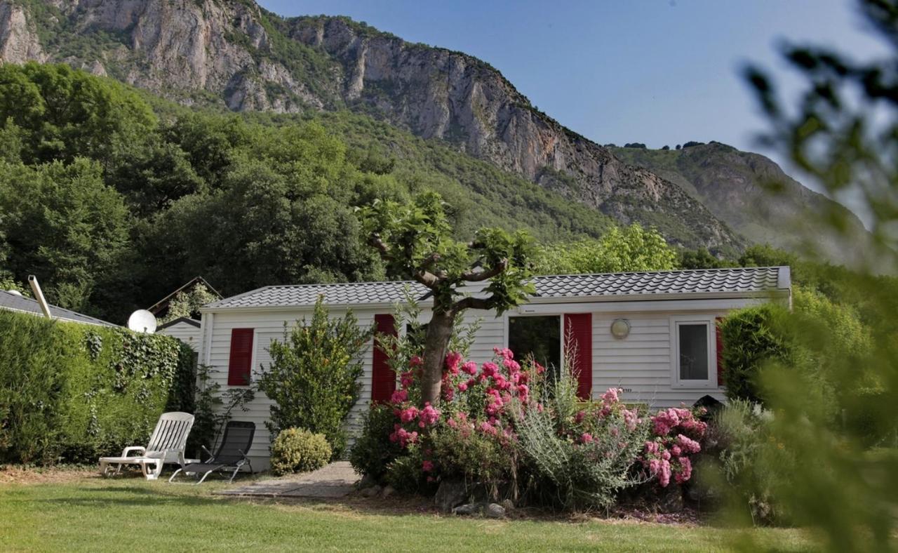 Camping Ecovillage Soleil Du Pibeste アゴ・ヴィダロ エクステリア 写真