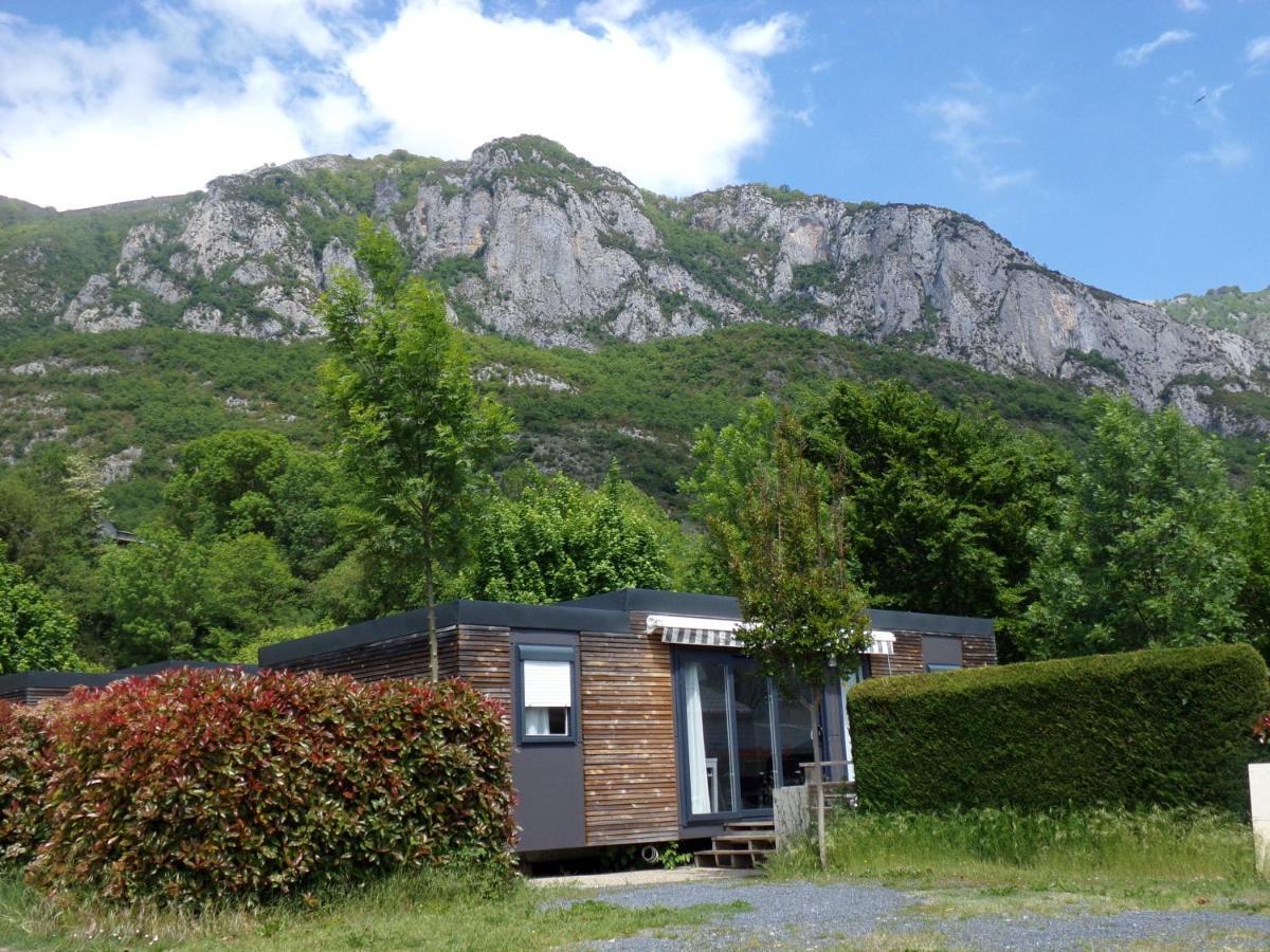 Camping Ecovillage Soleil Du Pibeste アゴ・ヴィダロ エクステリア 写真