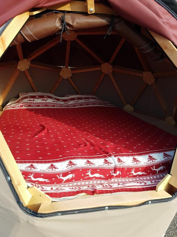 Camping Ecovillage Soleil Du Pibeste アゴ・ヴィダロ エクステリア 写真