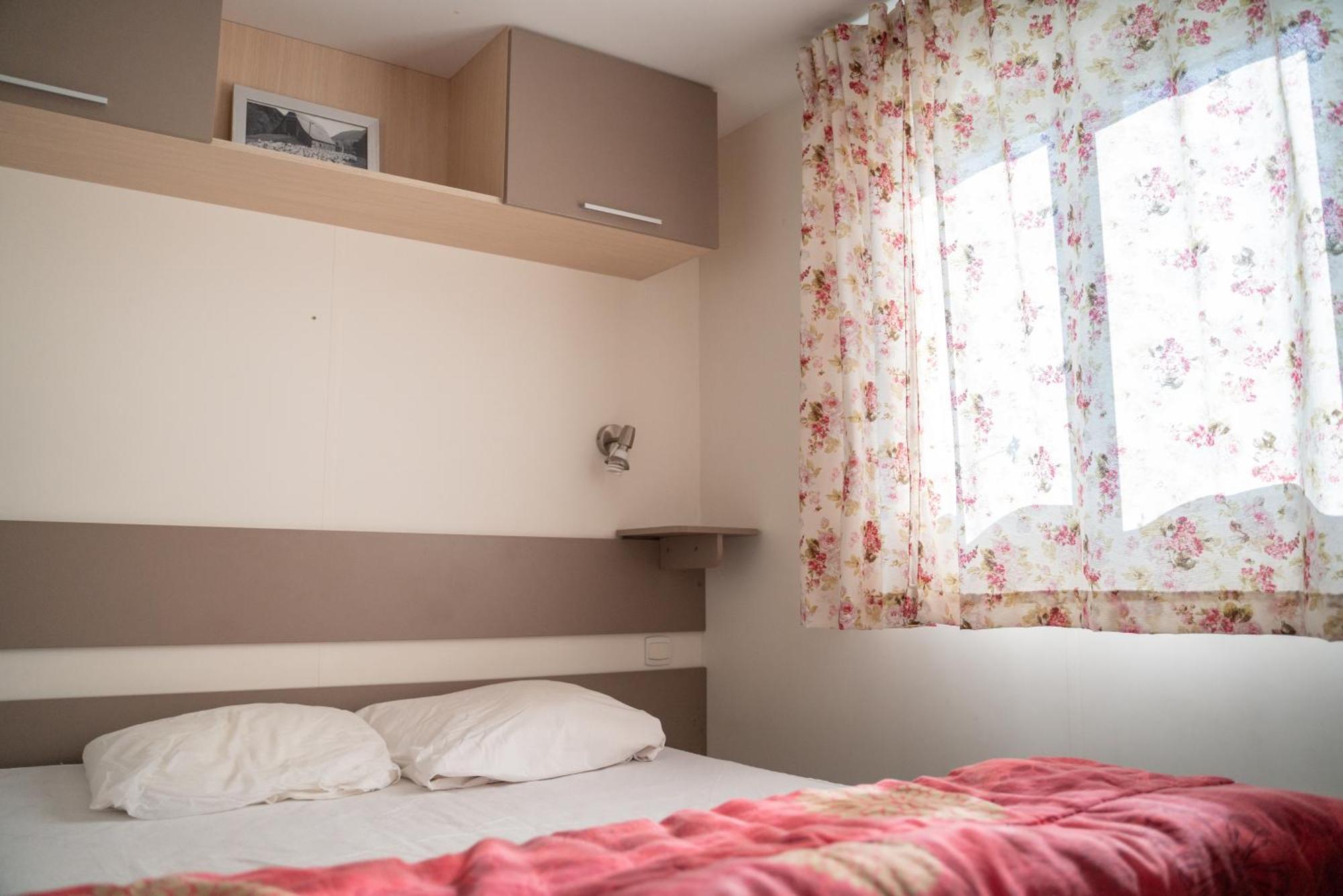 Camping Ecovillage Soleil Du Pibeste アゴ・ヴィダロ エクステリア 写真